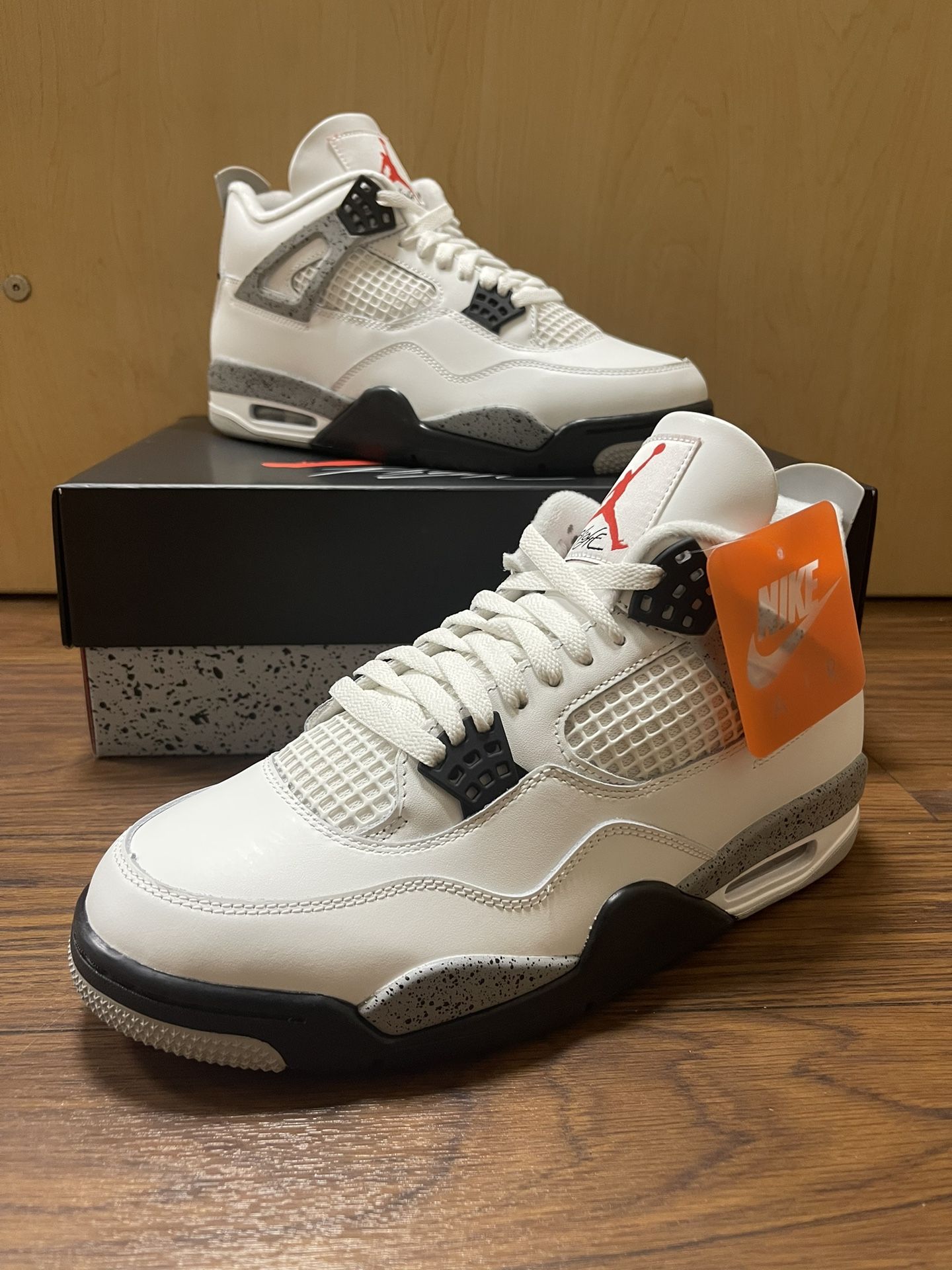 Size 10 - Air Jordan 4 ‘White Cement’