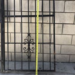 metal door fance 