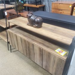 52" Rustic Oak Wood & Metal TV Stand(New)