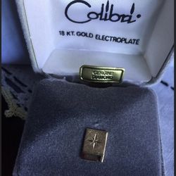 Vintage Colibrí USA Tie Tack 18 KT Gold Electroplated with Genuine Diamond In original box in new conditions.