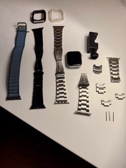 Apple Watch Series 9 45mm Aluminum GPS Bundle - 3 Bands, Bumpers, Link Pin Tool