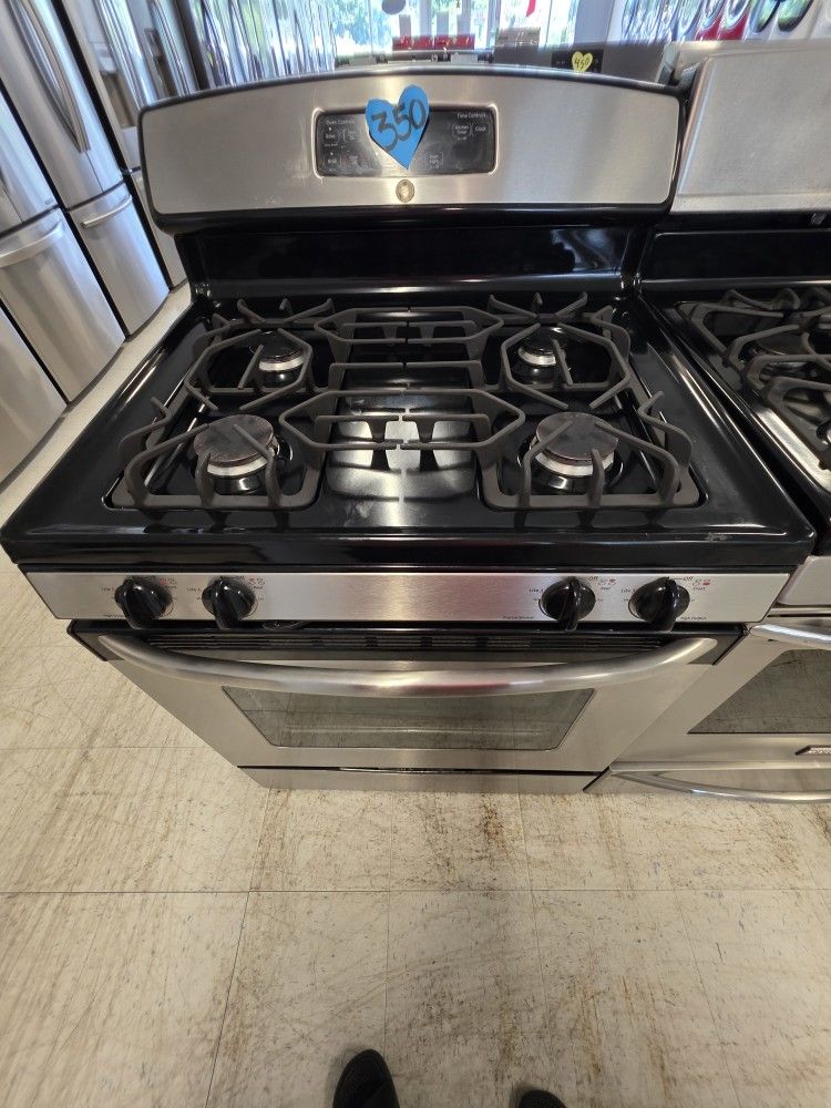 Gas Stoves Used Good Condition 90days Warranty From $350 Up To $450