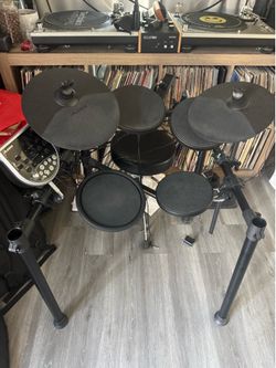 Alesis DM6