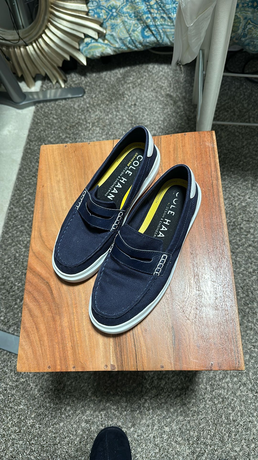 Cole Hasan Boat Shoes Size 9