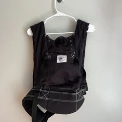 Black Ergo Cotton Adjustable Baby Toddler Carrier With Sun Shade Excellent Condition