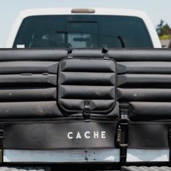 CACHE Tailgate Bike Pad System Include Seats And Cooler Bag