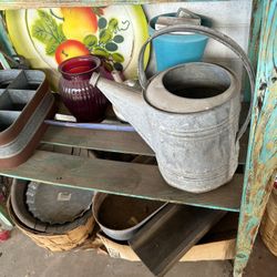 Misc Metal Items, Apple Baskets, Etc