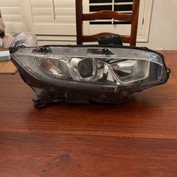 2016-2019 Honda Civic Right Headlight