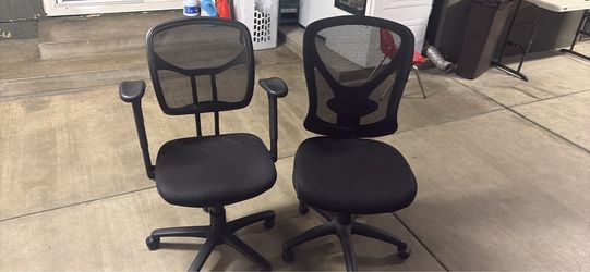 Black Mesh Office Chairs – Set of 2