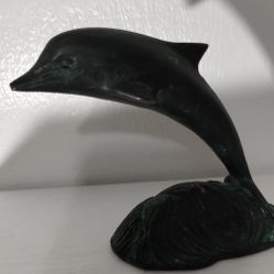 1980 CAST BRONZE DOLPHIN FIGURINE - PAPERWEIGHT 5"×4.3" - M1000