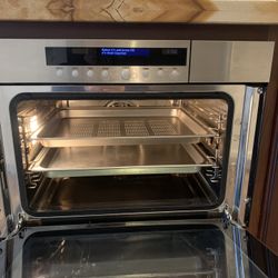 Wolf Convection/Steam Oven