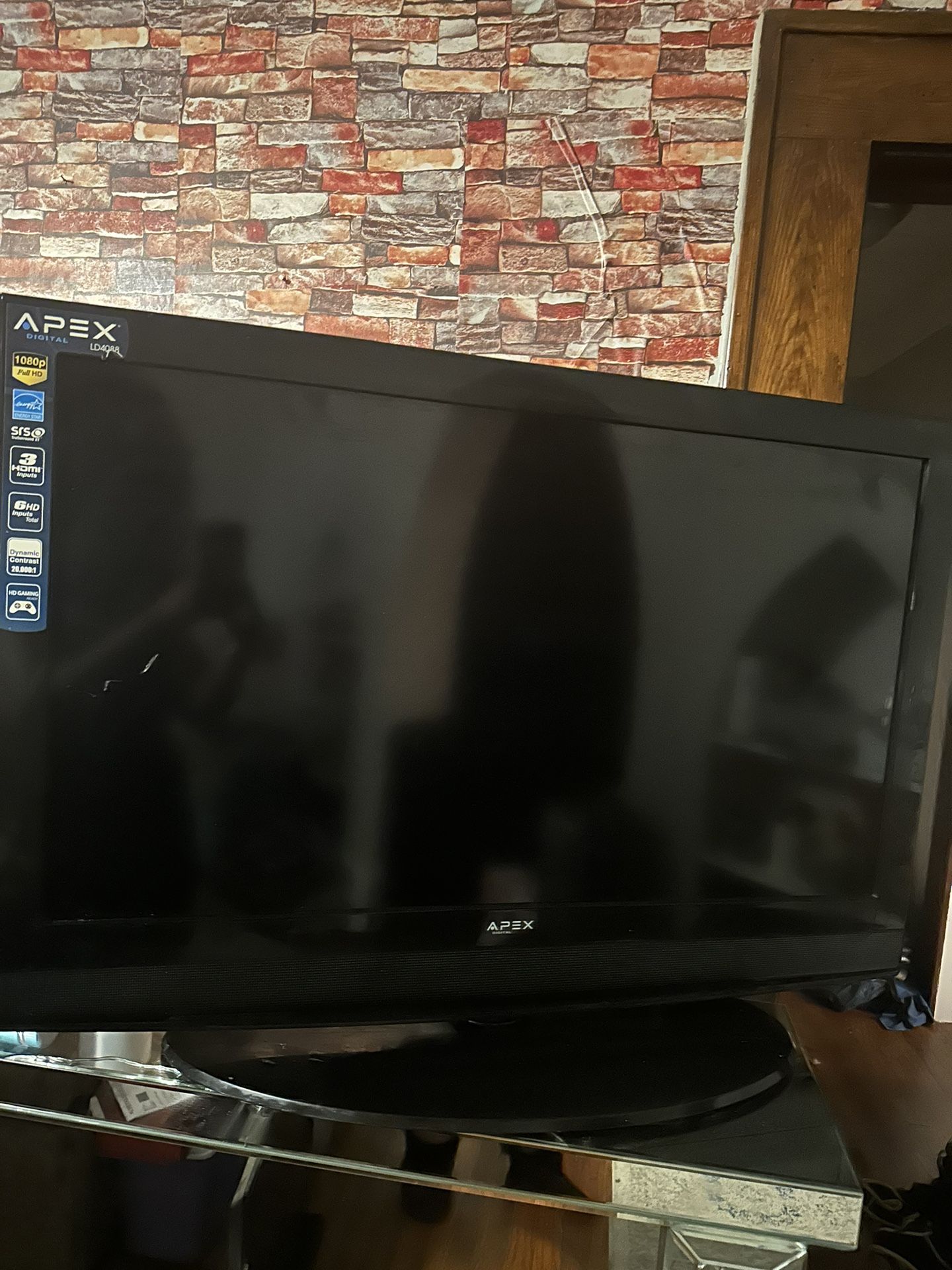 40inch swivel flatscreen TV
