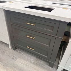 36 in. Solid Wood Vanity with Quartz Top & Sink for $900