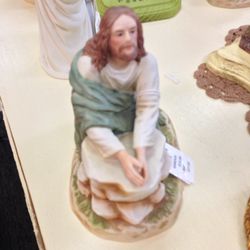 Jesus. Statues