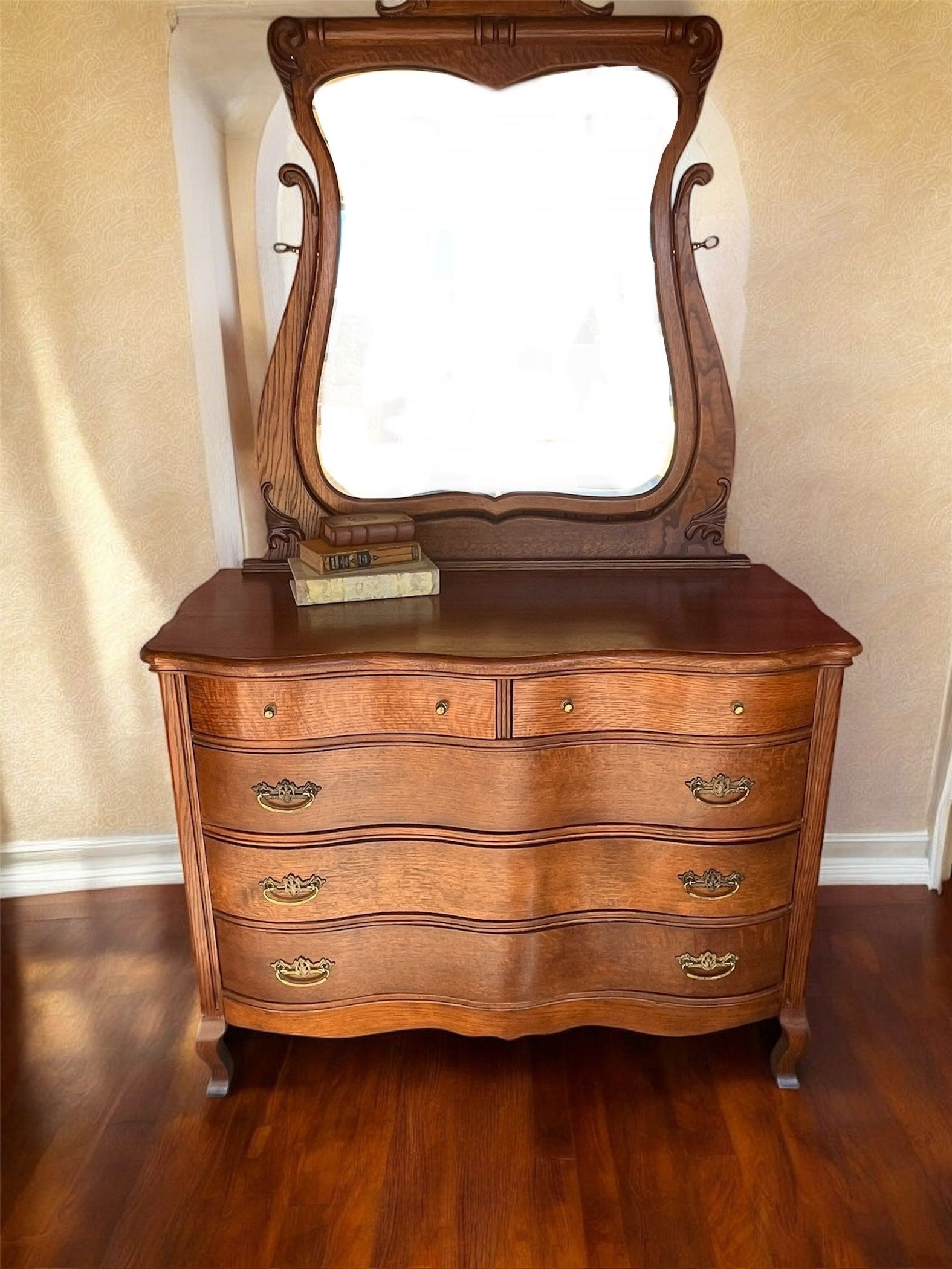 Vintage Dresser With Removable Mirror Solid Wood Oak Excellent Condition