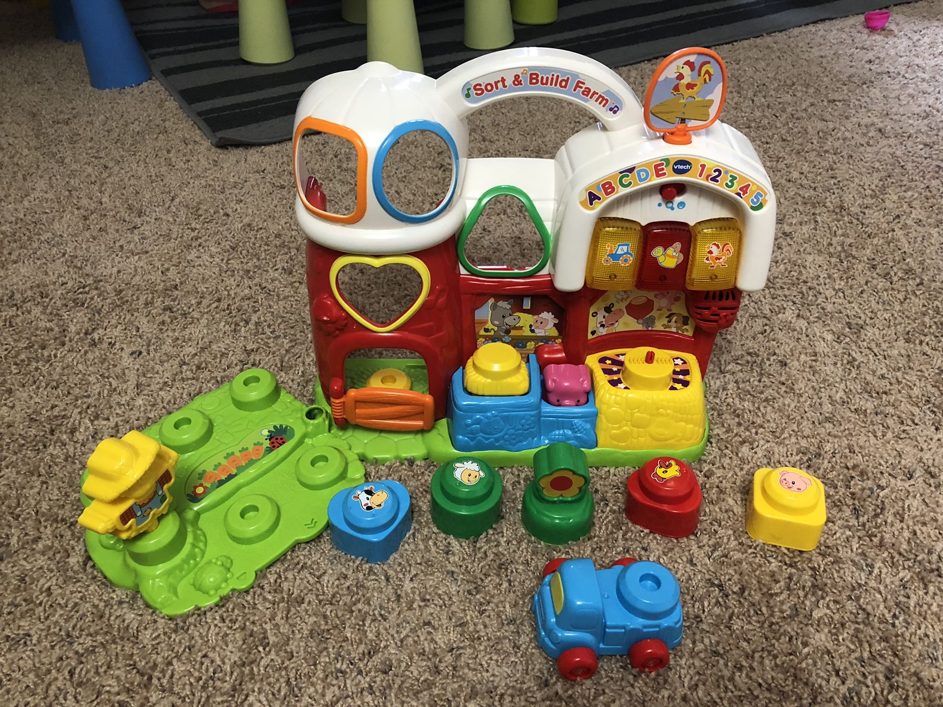 VTech Sort & Build farm