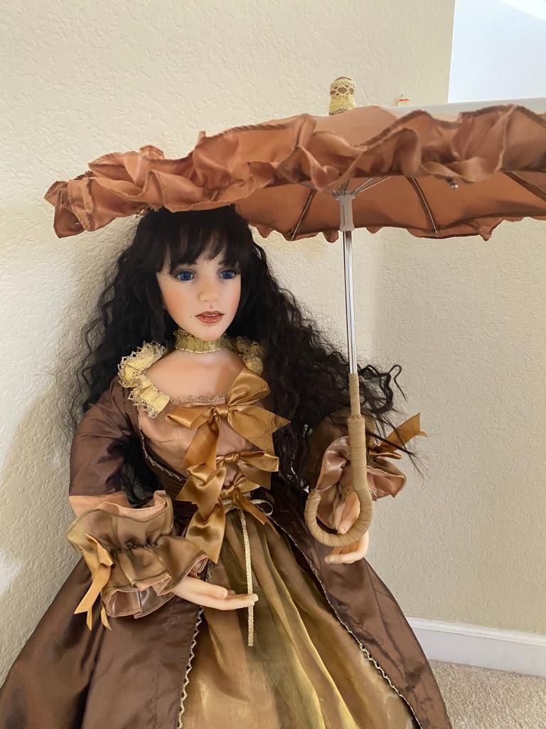 Jane Bradbury Masterpiece Heart Of Gold Doll 35”