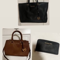 Michale Kors Totes And Wallet