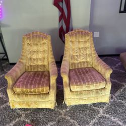 Super Comfortable Club Chairs