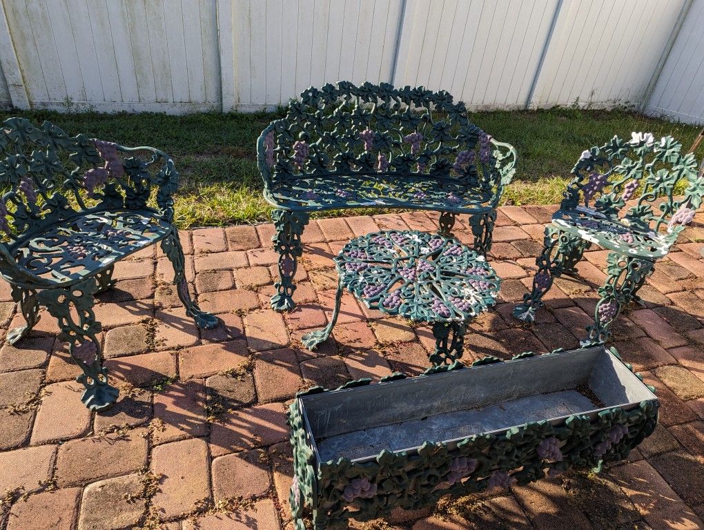 Antique Victorian Cast Iron Garden Furniture Set