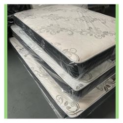 Cal king size mattress / Colchon