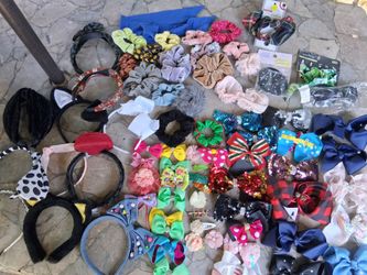 Huge bundle of hair accessories for a mom with small girls $30 for all obo Slauson ave /van ness se habla spanish para preguntas