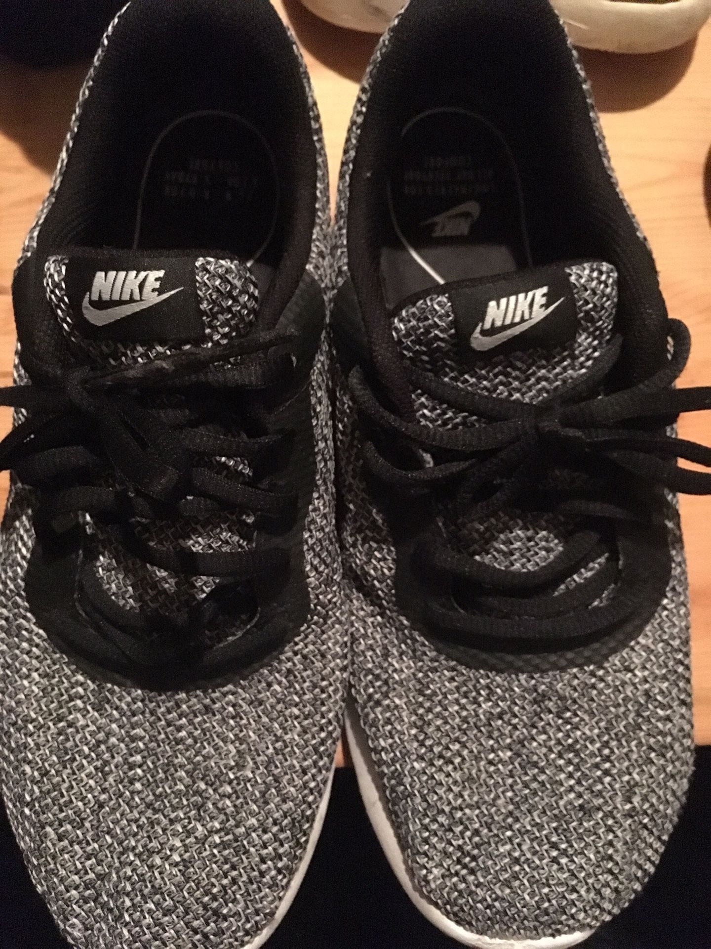 Nike Running Shoes 7 1/2