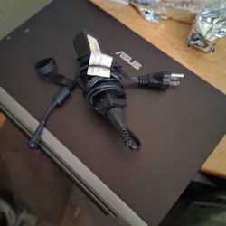 ASUS U52F  LAPTOP WORKS GREAT