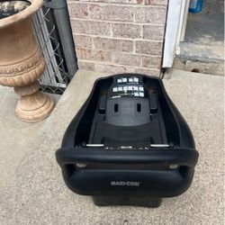 Maxi Cosi car seat base