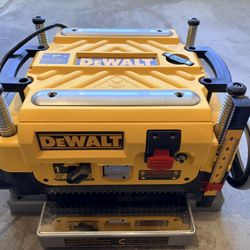 Dewalt 13 Inch 15 Amp Planer