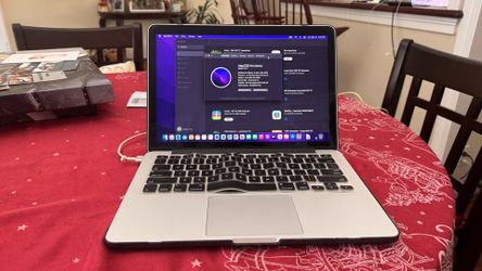 Apple MacBook Pro 13" early 2015 Retina - i5 2.7GHZ 8GB 256GB SSD