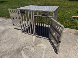 Metal Dog Crate