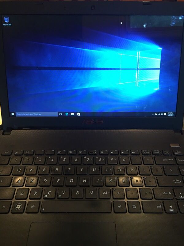 Acer X401A laptop Windows 10 PC