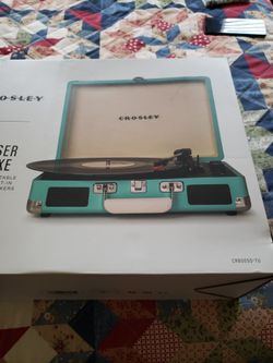 Crosley Cruiser Deluxe Turntable.$75. ...$50! I Still Have It. Going Out Of Offer Up. Need To Sell. All My Items. $40 No Less.