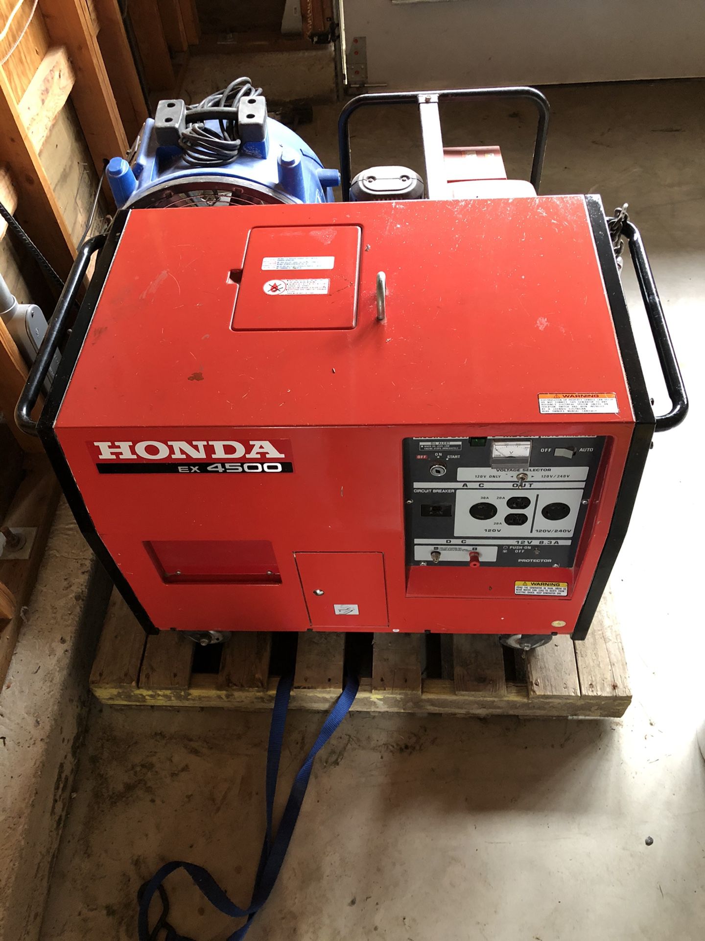 Honda Generator EX 4500 - VERY QUIET!!