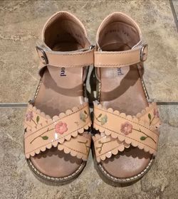 Petit Nord Flower Pop Crossover Scallop Sandal
