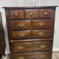 Broyhill Dresser 