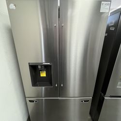 LG Counter Depth 26 Cu Ft Refrigerator w/ Ice Maker