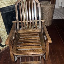 WOODEN RECLINING ANTIQUE HUNGARIAN GLIDER