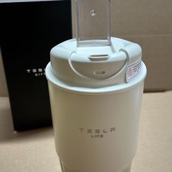 Tesla Tumbler — 316 Food-Grade Stainless Steel
