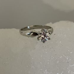 Silver  925 CZ Stone Ring  Size  6.5