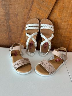 Girl’s Sandals (Set of 2) Size 12 Little Kids