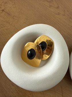 Oversized Women’s earrings
