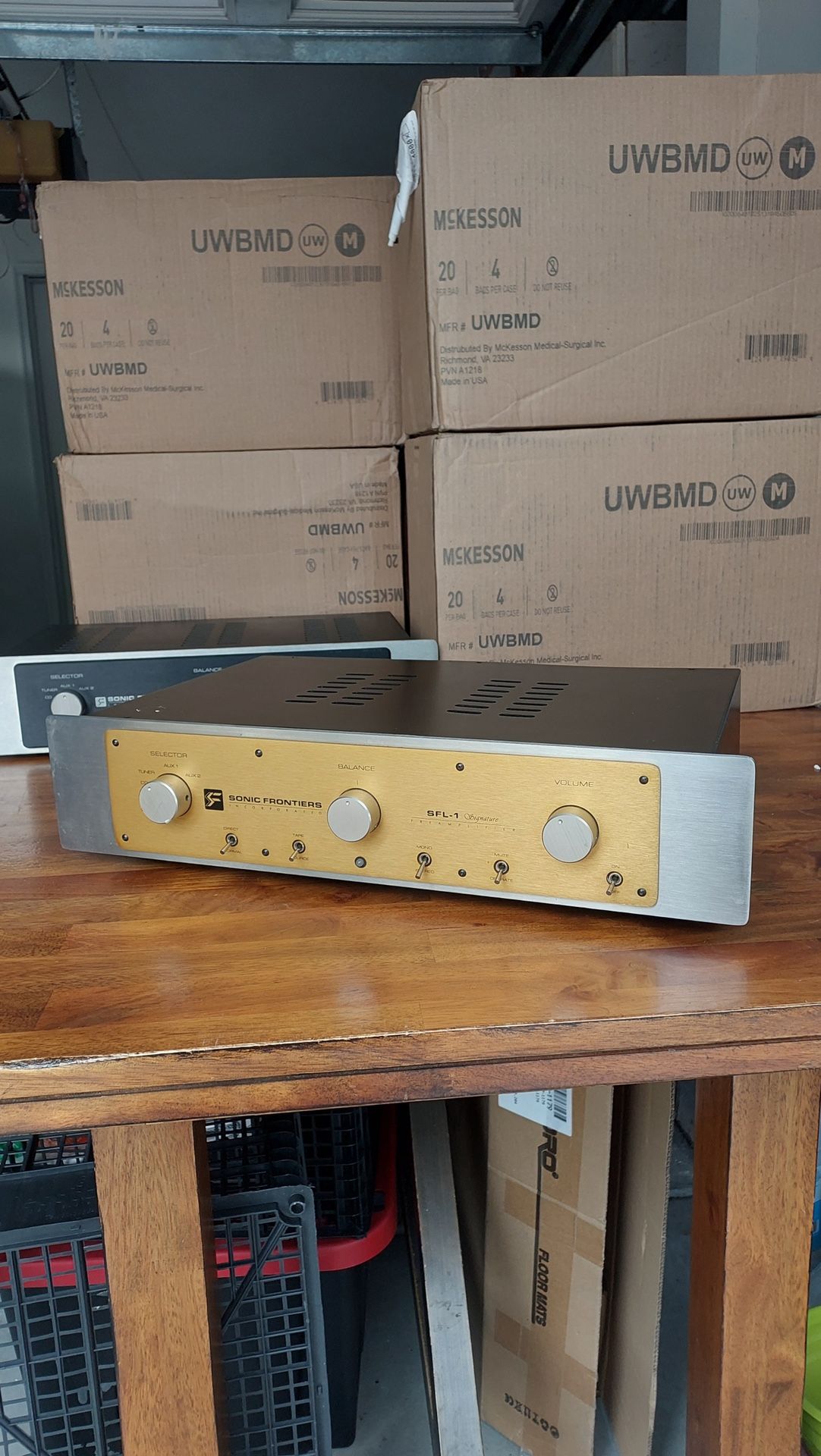Sonic Frontier SFL-1 Signature Gold Preamplifier