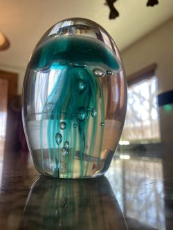 Hand Blown Glass Green Glow In The Dark Jellyfish Paperweight 