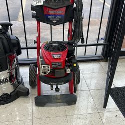 Troy-Built 2800 PSI 2.3 GPM Pressure Washer 