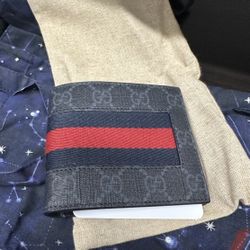 Mens Gucci Supreme Web Wallet