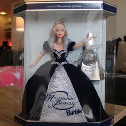 Mattel Millennium Princess Barbie Doll - Special Millennium Edition (24154)
