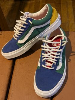 VANS YACHT CLUBS