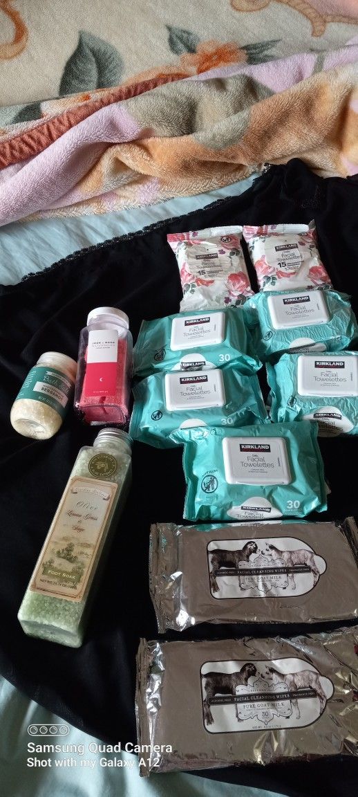 New Unopened Sealed All Kind Of Skin And Bodywork High-quality Brands All $40 Pick Up At Country Club And Grant Check Out All Pictures